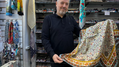 KRALİÇE ELİZABETH’İN HATIRASI BURSA’DA YAŞAMAYA DEVAM EDİYOR